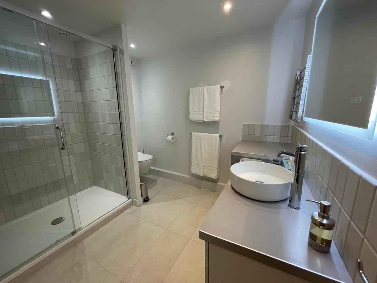 Appartement Mignon Calme Douillet Ascenseur Clim Etage Eleve Proche Parking Et Toutes Commodites Au Coeur Du Toulon Historique Exterior photo