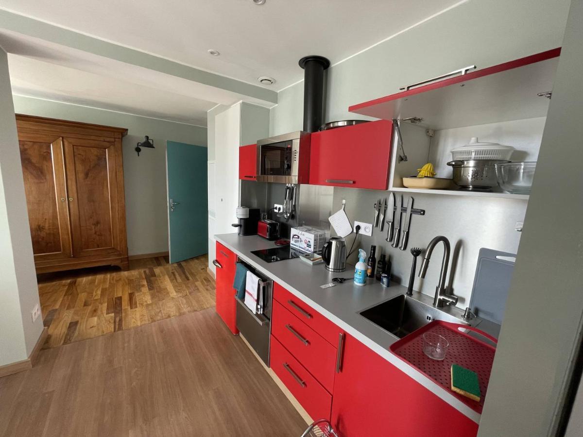 Appartement Mignon Calme Douillet Ascenseur Clim Etage Eleve Proche Parking Et Toutes Commodites Au Coeur Du Toulon Historique Exterior photo